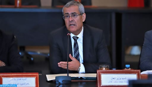 وزير العدل يدعو لإحداث وحدات لتدبير الموارد البشرية والمالية