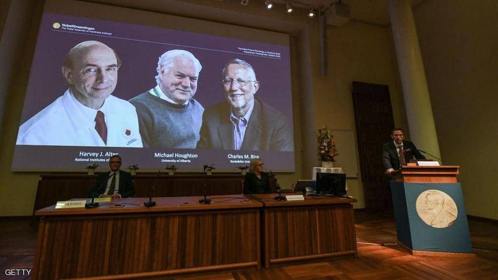 منح جائزة “نوبل” في الطب لمكتشفي “فيروس الكبد الوبائي سي”