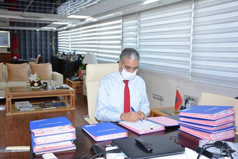 هذا ما قام به الوزير رباح بعد انتصاره على كورونا