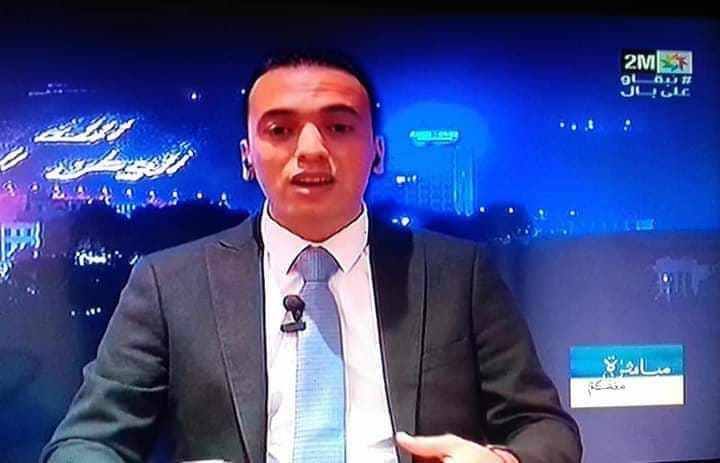 زعيم شبيبة الأحرار يقطر الشمع على صاحب عبارات “بيليكي” و “الديبشخي”