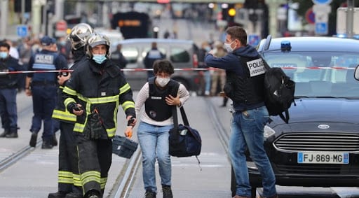 فرنسا ترفع درجة التأهب القصوى بعد الهجوم على كنيسة بمدينة نيس