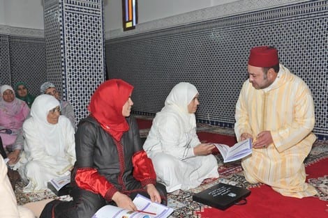 وزارة التوفيق. اعتماد نمط التعليم عن بعد لبرنامج محو الأمية بالمساجد