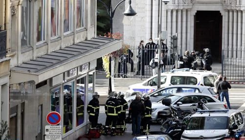 فرنسا.. ثلاثة قتلى على الأقل في هجوم بسكين بمدينة نيس