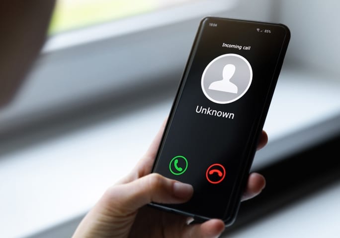 بهذه الطريقة. سنتخلص من الإتصالات الهاتفية المزعجة