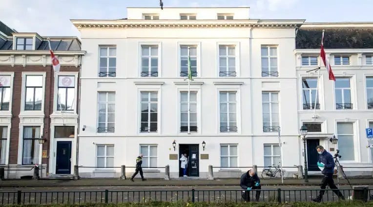 هجوم بالسلاح الناري يستهدف السفارة السعودية في لاهاي