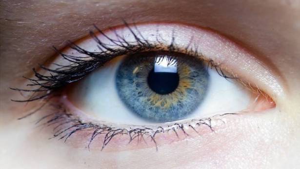 تعرفوا عليها.. ثلاثة أعراض تصيب العين تكشف عن هذا المرض ...