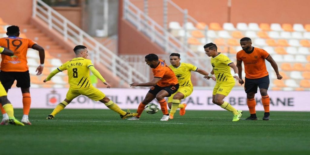 البطولة الإحترافية.. النهضة البركانية يتعادل بميدانه مع المغرب الفاسي