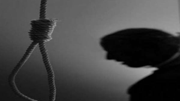 فاجعة..  تلميذة تضع حدا لحياتها شنقا داخل مؤسسة تعليمية بأكادير