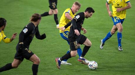 الليغا.. مرة أخرى يسقط برشلونة أمام قادش