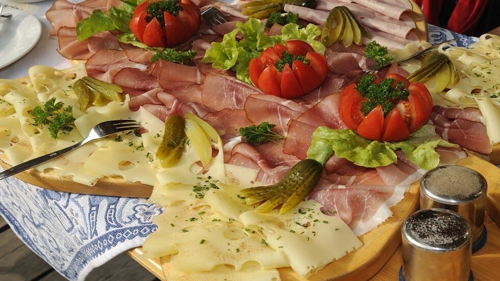 تجنبوها.. هذه هي أخطر الأطعمة لوجبة العشاء