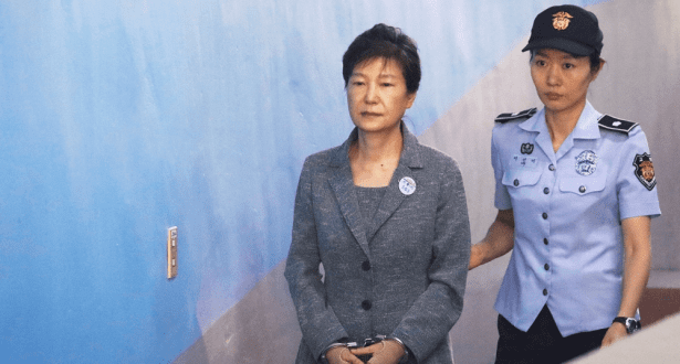 حكم نهائي.. السجن 20 سنة للرئيسة السابقة لكوريا الجنوبية