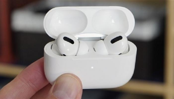 ردوا بالكم.. هذه أهم مخاطر استخدام سماعات الأذن اللاسلكية