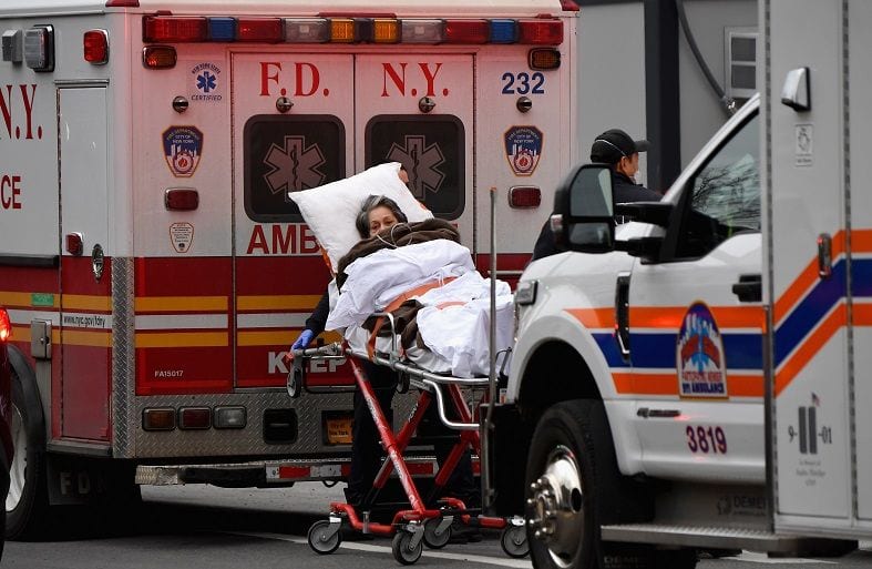 تحذير.. تسجيل أعراض جديدة لمصابي سلالة كورونا المتحورة