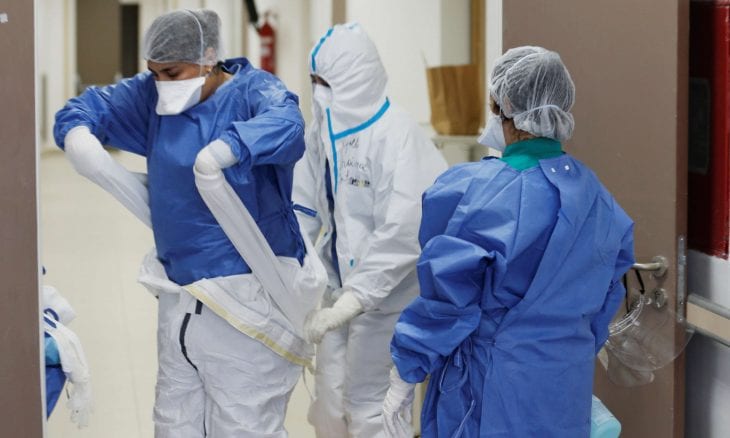 ها علاش وكيفاش يصاب الإنسان بكورونا بعد تلقي اللقاح؟