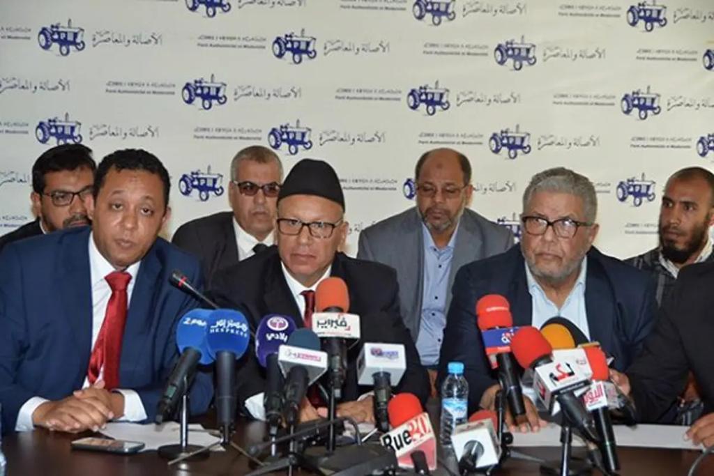 راضي سلاوني يحط الرحال بحزب”الأحرار” بعد استقالته من “الاستقلال”