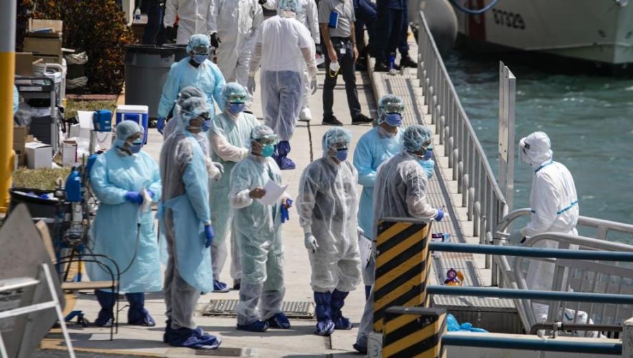 “الصحة العالمية” تتحدث عن اقتراب “المرحلة القاتمة” لكورونا