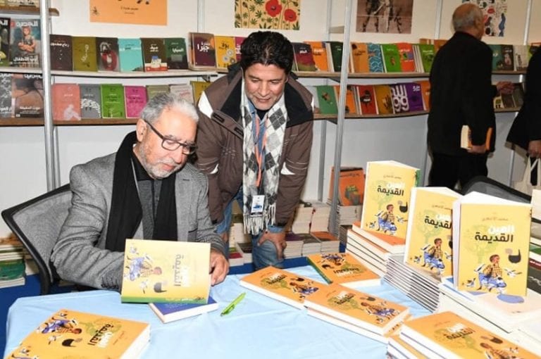 الشاعر المغربي محمد الأشعري يفوز بجائزة الأركانة العالمية للشعر للعام 2020