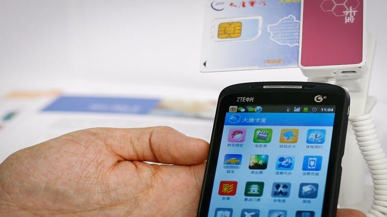 ها كيفاش.. نعرف من يمكنه التحكم بالهاتف دون علمنا