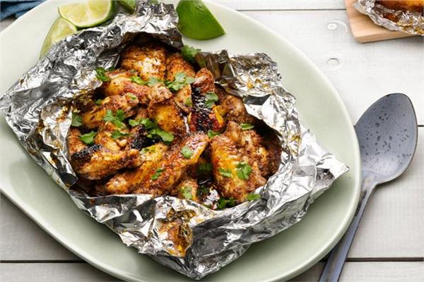 اجتنبوها.. حالات تعتمدها عند استخدام رقائق الألومنيوم لتغليف الطعام