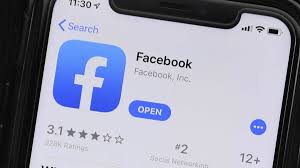 صدام العمالقة.. “فايسبوك” تصعد خلافها مع “آبل” بإجراء جديد