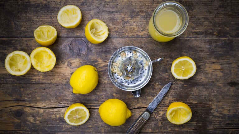 غير معروفة.. خمس فوائد لعصير الليمون يمكنها تحسين صحتنا