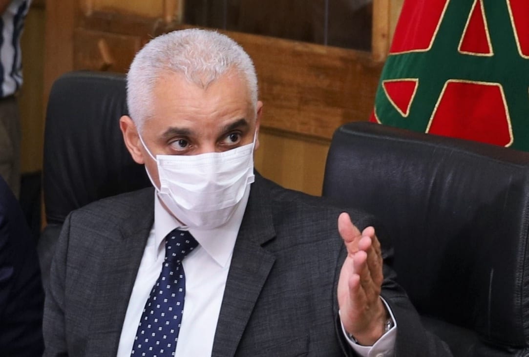 لتجنب “انتكاسة”.. وزير الصحة يدعو المغاربة إلى توخّي الحيطة والحذر