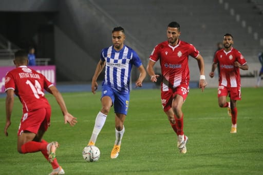 البطولة الإحترافية.. إتحاد طنجة يحقق ريمونتادا هيتشكوكية على حساب الوداد المتصدر