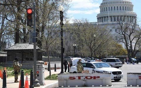 الولايات المتحدة.. مقتل شرطي في اعتداء على مبنى الكابيتول