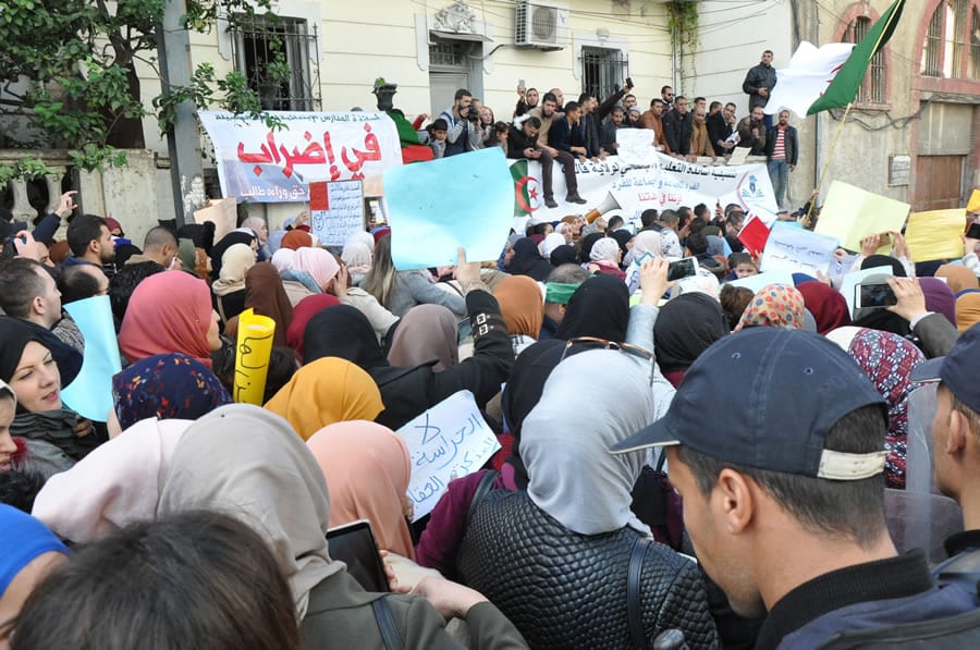 الجارة الشرقية.. إضراب وطني اليوم والثلاثاء في قطاع التعليم الابتدائي