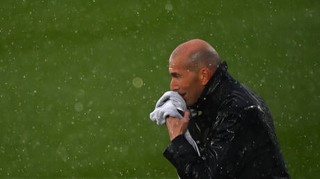 عشية مواجهة ليفربول.. زيدان يرفض الاستهانة بالريال