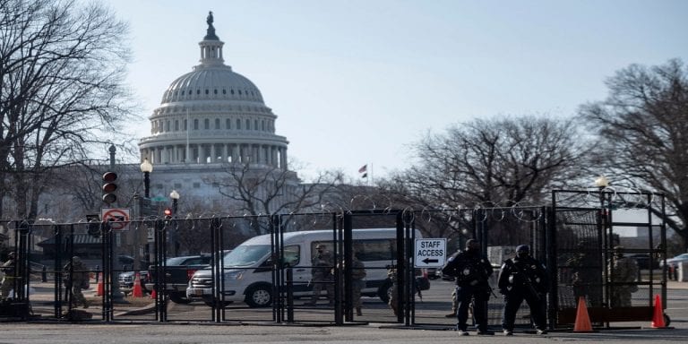 إغلاق مبنى الكونغرس بسبب تهديد خارج المبنى