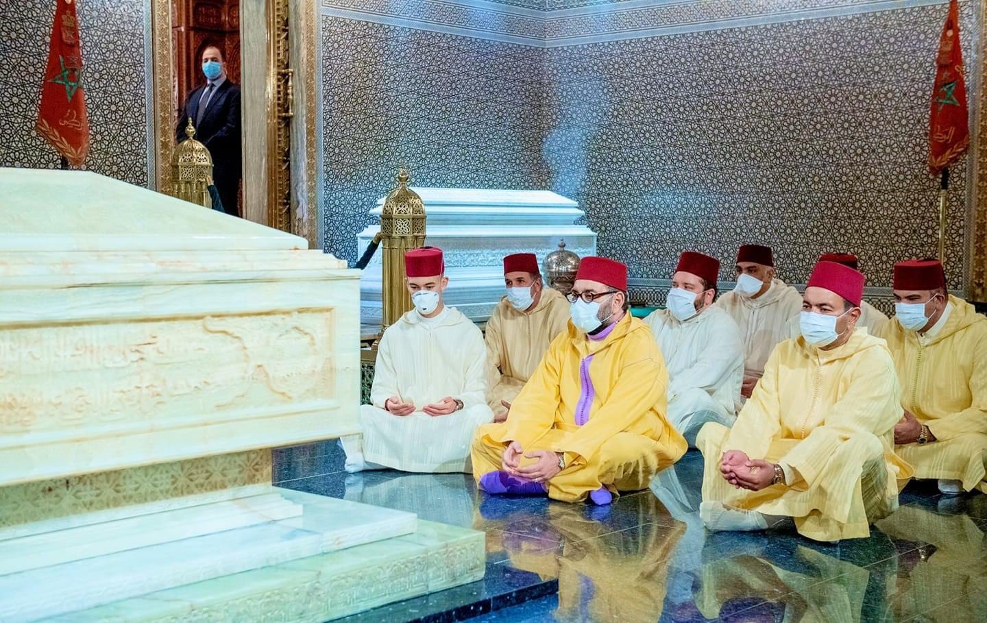أمير المؤمنين يترحم على الروح الطاهرة للملك الراحل محمد الخامس