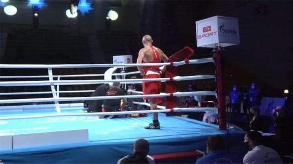 وفاة الملاكم الأردني راشد صويصات متأثرا بإصابته في بطولة العالم لشباب