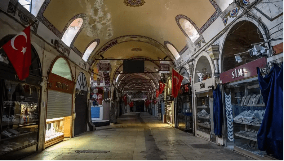 الإغلاق الشامل لثلاثة أسابيع.. قرار تركيا “القاسي” لإبقاء الوضع الوبائي تحت السيطرة