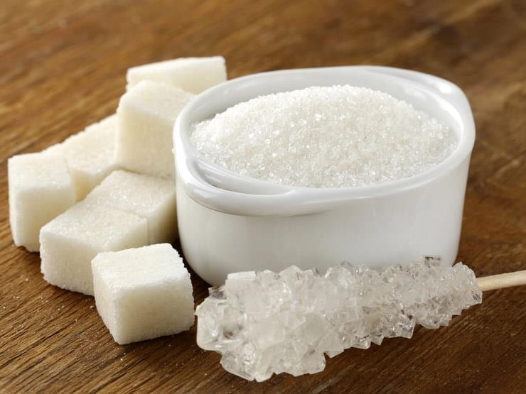 أيهما أكثر ضررا.. الدهون أم السكر؟