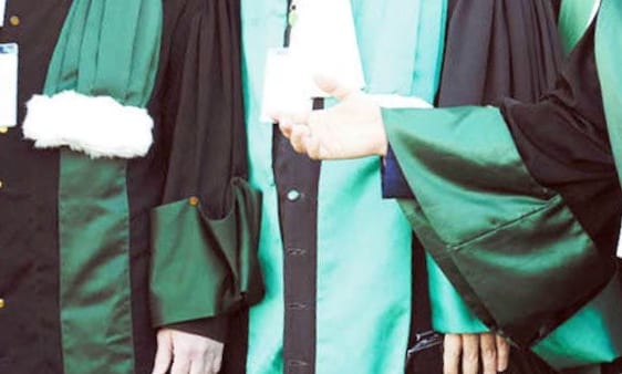 بسبب “الإخلال” بالتزامات مهنية وأخلاقية وواجب التحفظ..متابعة أربعة قضاة تأديبيا