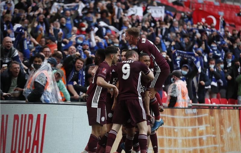 ليستر سيتي يتوج لأول مرة في تاريخه بكأس الاتحاد على حساب أصدقاء زياش