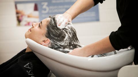 ها شحال من مرّة في الأسبوع ينبغي عليك غسل شعر