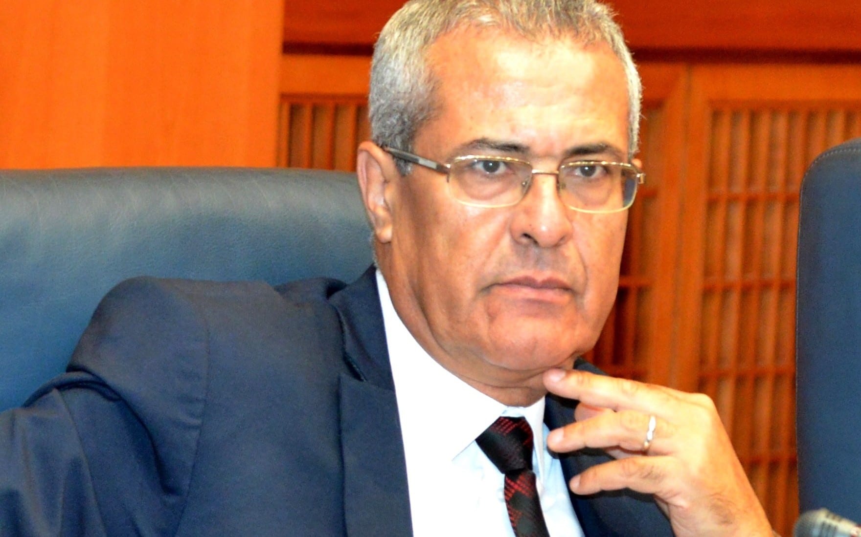 نقابة تتهم الوزير محمد بنعبد القادر بـ “اغتصاب نزاهة الانتخابات المهنية بقطاع العدل”