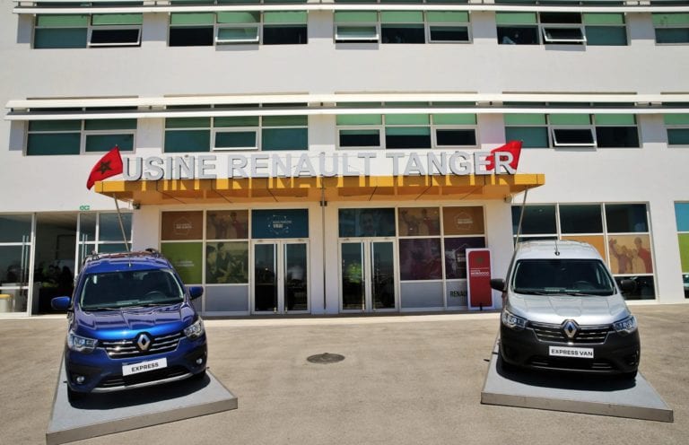 بحضور العلمي.. مجموعة رونو المغرب تكشف عن الطرازين الجديدين المصنوعين بطنجة (صور)