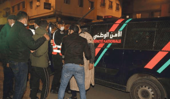 الدار البيضاء.. اعتقال مشجعي أندية رياضية على خلفية التخريب والفوضى بالشارع العام