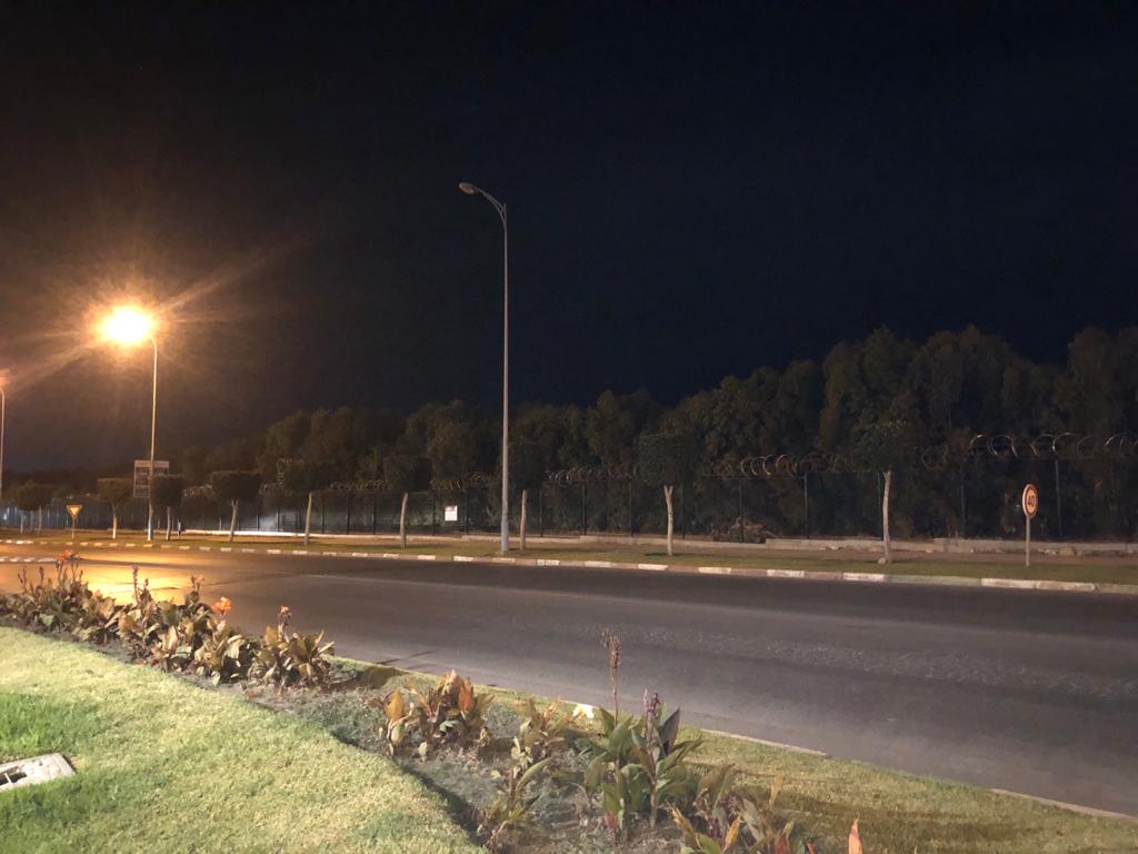 القنيطرة. مقطع طرقي خطير يهدد الساكنة..ونشطاء يطالبون بتثبيث ردارات لمراقبة السرعة ووضع علامات تشوير