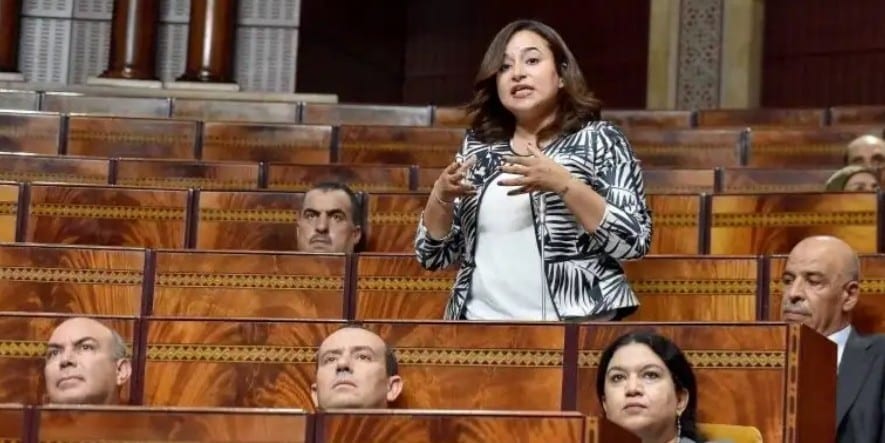 عزاوي تُسائل رئيس الحكومة حول وضعية خريجي المدرسة الوطنية العليا للإدارة