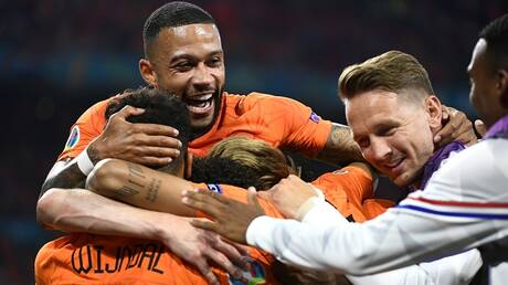 أمم أوروبا.. هولندا تحقق فوزها الثاني وتتأهل إلى دور الـ16