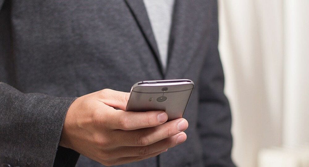 نصائح ذهبية.. لتفادي ارتفاع درجة حرارة الهاتف في الطقس الحار