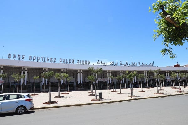 بعد أكثر من سنة على إغلاقها.. الحركة تعود من جديد للمحطة الطرقية أولاد زيان