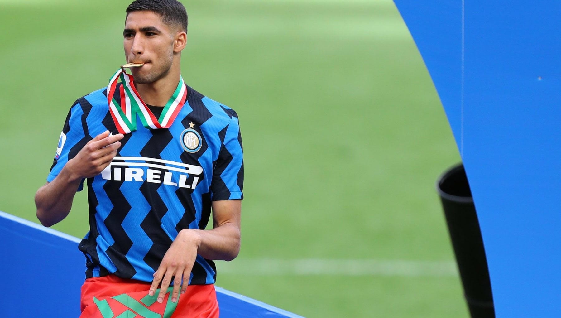 انتقال وشيك لأشرف حكيمي من “إنتر ميلان” إلى “باري سان جيرمان”