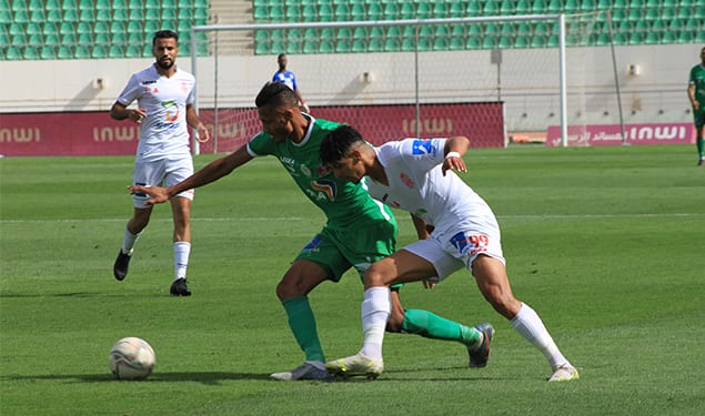 البطولة الاحترافية.. تعادل بطعم الهزيمة للرجاء أمام حسمية أكادير