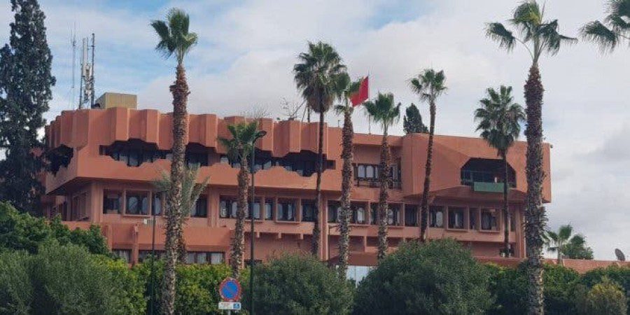 بعد خرقها لحالة الطوارئ.. السلطات العمومية تغلق مؤسسة فندقية نواحي مراكش