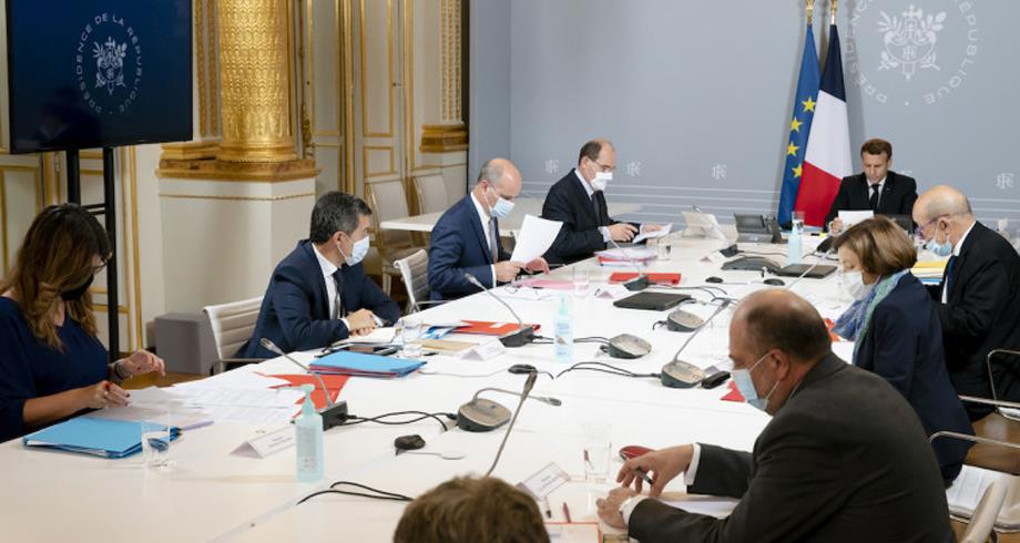 فرنسا.. مجلس الدفاع الأعلى يجتمع اليوم الاثنين لمناقشة الوضع الوبائي